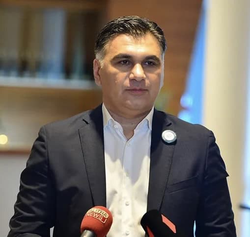 ლევან ბოძაშვილი შემოუერთდა ლუქსიუმის გუნდს