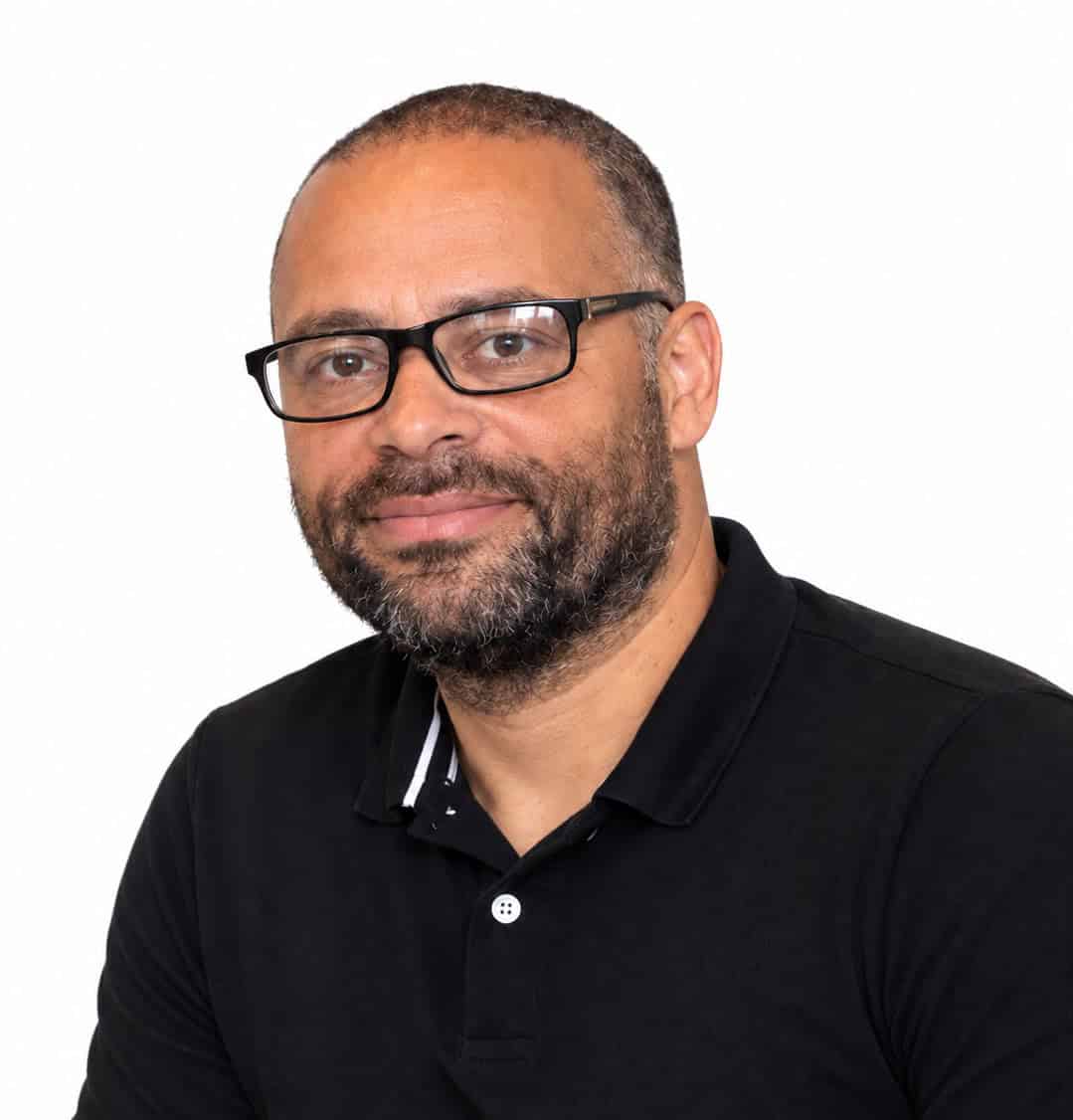 SIMON BOWLES